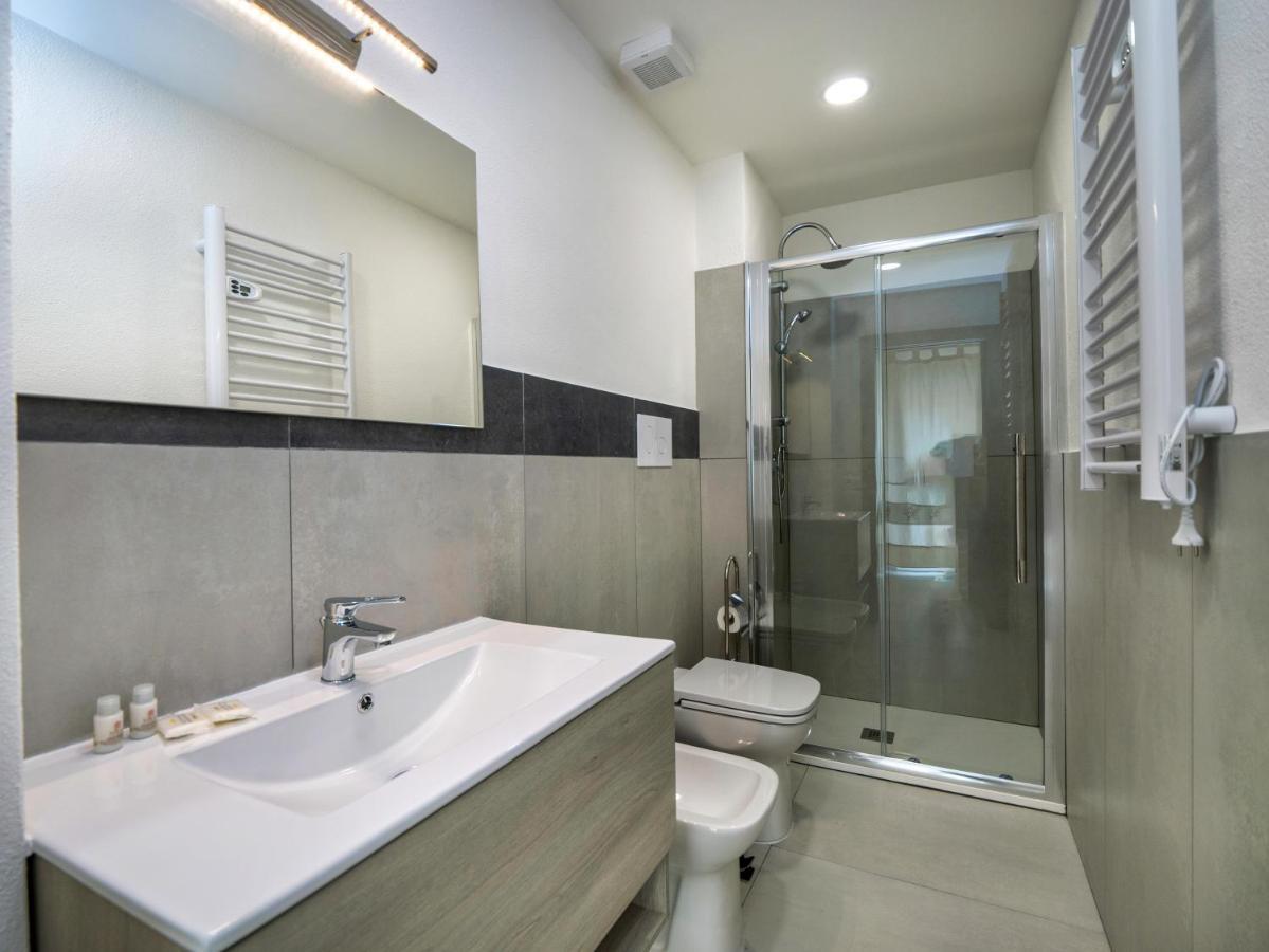 Aldo Moro Rooms Olbia Dış mekan fotoğraf